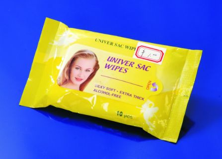 Makeup remover wet wipes